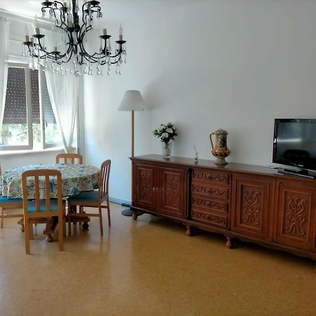 Casa Priscilla Lägenhet Pescara Exteriör bild