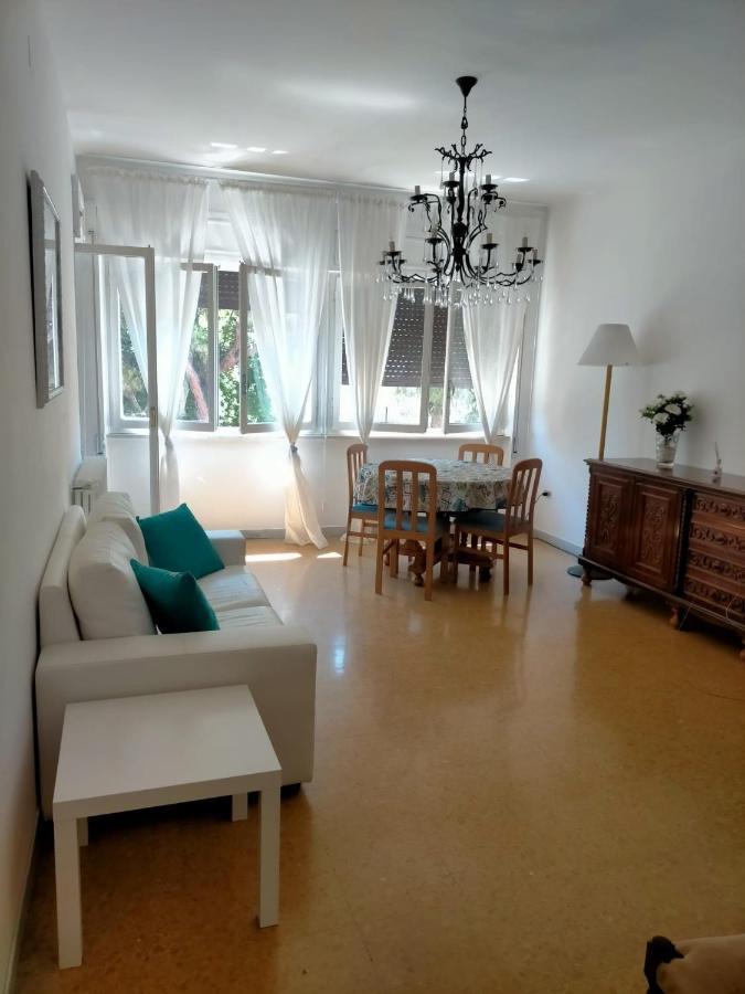 Casa Priscilla Lägenhet Pescara Exteriör bild