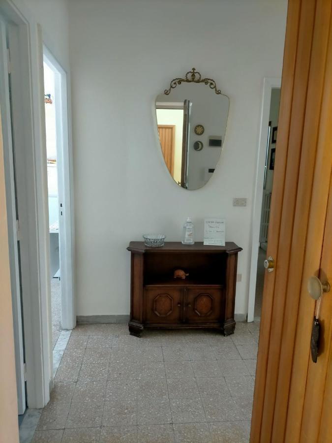 Casa Priscilla Lägenhet Pescara Exteriör bild
